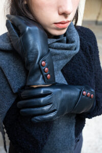 Cuir noir doublé de soie fantaisie